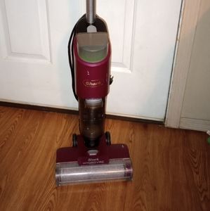 Shark. hydrovac /floor cleaner